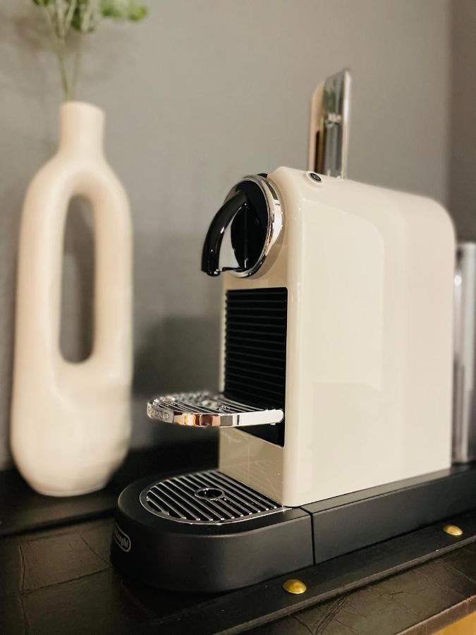 Klassen Stay - Exklusives Apartment Am Hbf - Kueche, Netflix, Kingsizebett Koblenz  Exteriör bild
